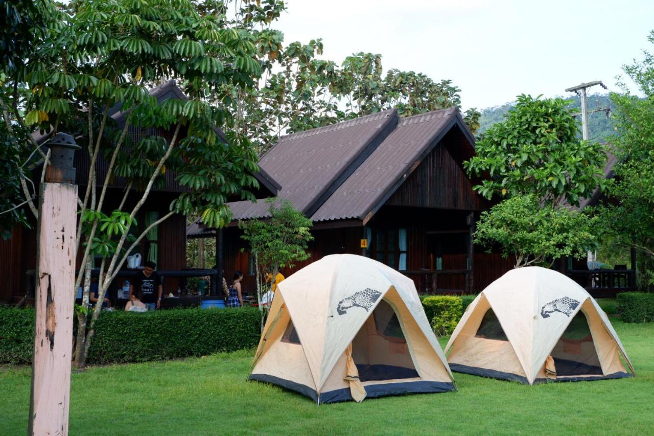 Hotel Baan Maikhiangphu Wang Nam Khiao Nakhonratchasima Exterior foto