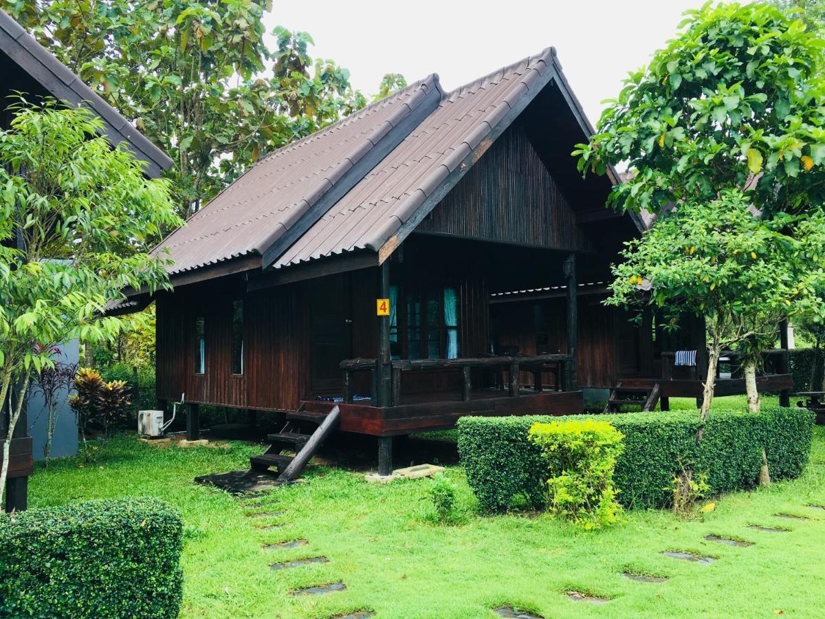 Hotel Baan Maikhiangphu Wang Nam Khiao Nakhonratchasima Exterior foto