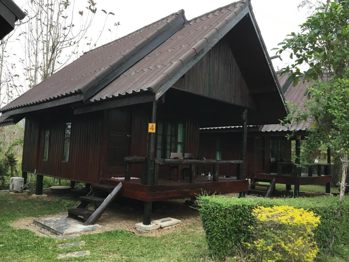 Hotel Baan Maikhiangphu Wang Nam Khiao Nakhonratchasima Exterior foto